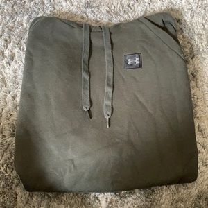 UnderArmour Womens Large Sweatshirt